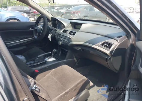 2008 Honda Accord 2.4 Ex z USA, uszkodzony, nr VIN 1HGCP26728A160610